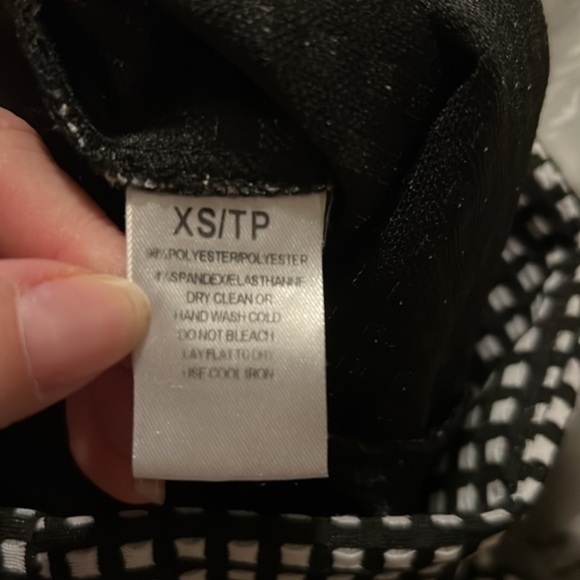 DESIGN LAB by LORD & TAYLOR Black & White Gingham Checkered Flare Cropped Pants - Picture 10 of 12